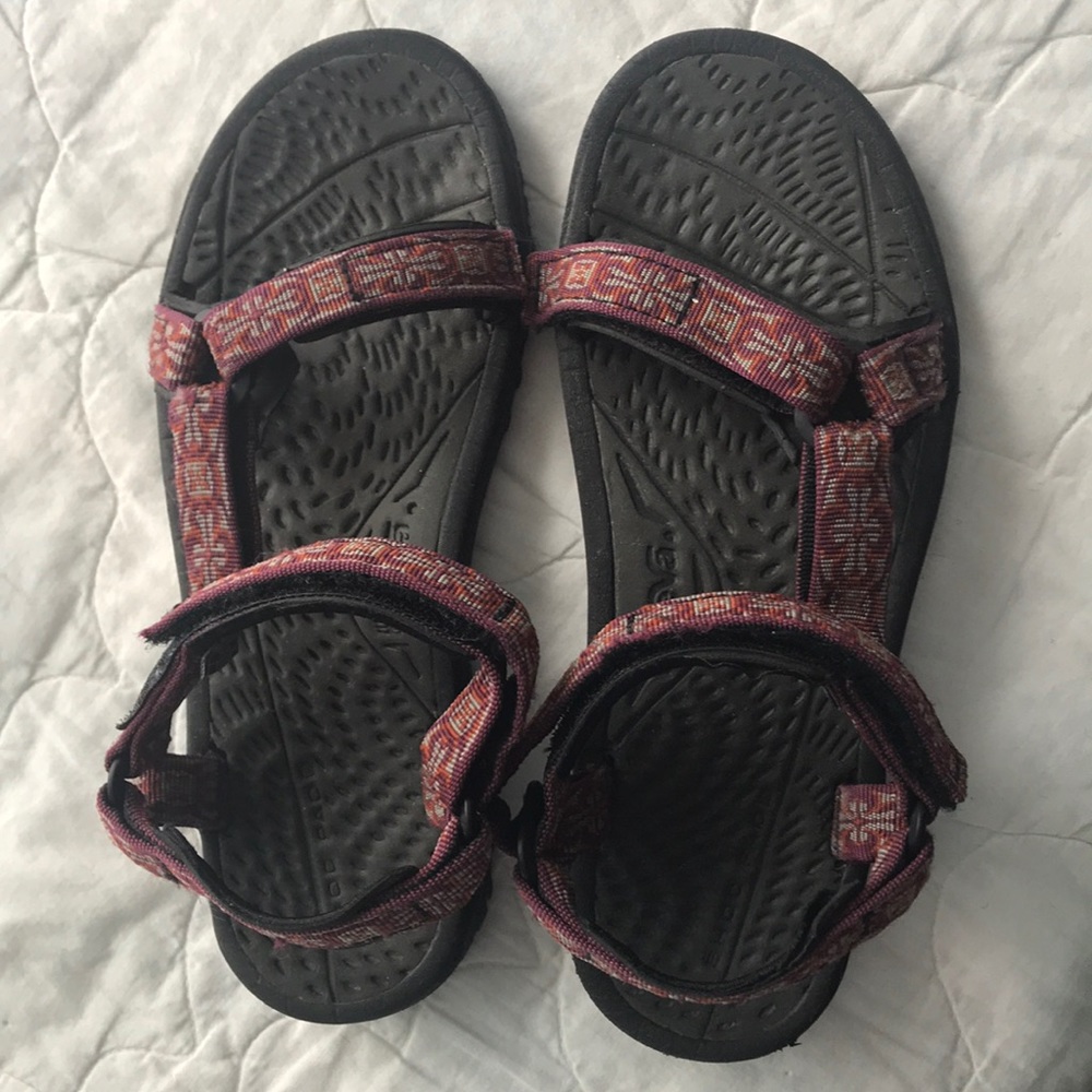 Teva Shock Pad Velcro Sandals- Women’s Size 7